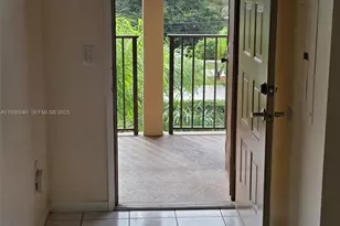 13355 SW 16th Ct, Pembroke Pines, FL 33027 - Photo 2