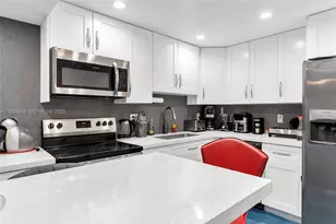 1833 S Ocean Dr, Hallandale Beach, FL 33009 - Photo 8