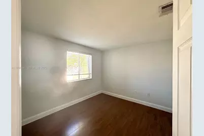 16276 SW 75th St, Miami, FL 33193 - Photo 14