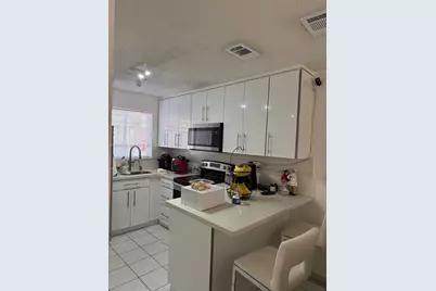 8084 NW 10th St #4, Miami, FL 33126 - Photo 8
