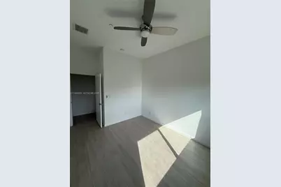 113 NE 6th St #125, Fort Lauderdale, FL 33304 - Photo 18