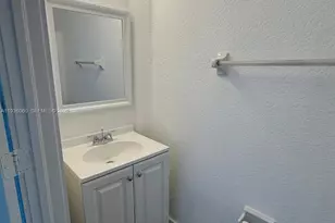 8301 Santa Monica Terrace, Tamarac, FL 33321 - Photo 16