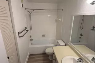 3350 N Pinewalk Dr N, Margate, FL 33063 - Photo 44