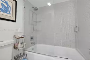 20505 E Country Club Dr, Aventura, FL 33180 - Photo 28