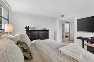 20505 E Country Club Dr, Aventura, FL 33180 - Photo 24