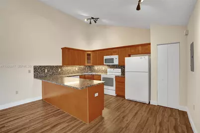 9569 Boca Gardens Parkway #B, Boca Raton, FL 33496 - Photo 6