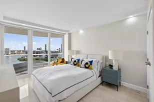 7000 Island Blvd, Aventura, FL 33160 - Photo 54