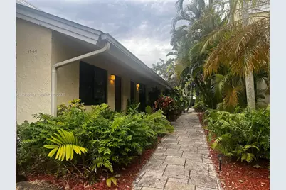 1455 Holly Heights Dr #42, Fort Lauderdale, FL 33304 - Photo 2