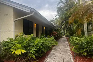 1455 Holly Heights Dr, Fort Lauderdale, FL 33304 - Photo 2