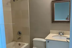 60 SW 13th St, Miami, FL 33130 - Photo 10