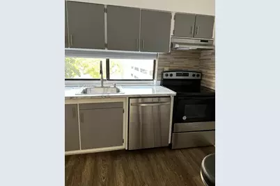 16909 N Bay Rd #409, Sunny Isles Beach, FL 33160 - Photo 6