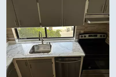 16909 N Bay Rd #409, Sunny Isles Beach, FL 33160 - Photo 8