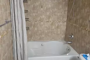 800 Parkview Dr, Hallandale Beach, FL 33009 - Photo 30