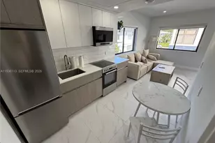 944 Jefferson Ave, Miami Beach, FL 33139 - Photo 6