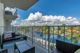 1731 SE 15th St, Fort Lauderdale, FL 33316 - Photo 2