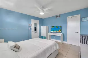 1731 SE 15th St, Fort Lauderdale, FL 33316 - Photo 12
