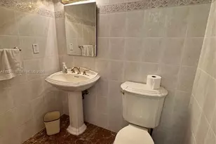 2625 Collins Ave, Miami Beach, FL 33140 - Photo 4