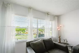 4801 NW 34th St, Lauderdale Lakes, FL 33319 - Photo 6