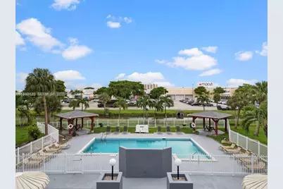 1820 W 53rd St #205, Hialeah, FL 33012 - Photo 24