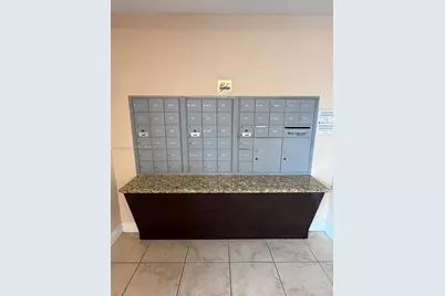 119 SW 6th Ave #606, Miami, FL 33130 - Photo 4