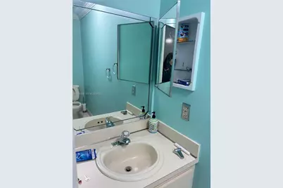 6460 NW 192nd Ter #6460, Hialeah, FL 33015 - Photo 32