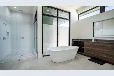 11911 NW 2 St, Plantation, FL 33325 - Photo 24