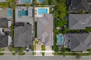 8811 NW 154th Terrace, Miami Lakes, FL 33018 - Photo 38