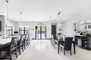 8811 NW 154th Terrace, Miami Lakes, FL 33018 - Photo 8