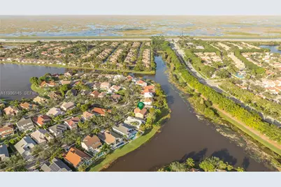 1140 Cedar Falls Dr, Weston, FL 33327 - Photo 48