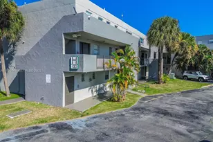 130 NW 87th Ave, Miami, FL 33172 - Photo 1