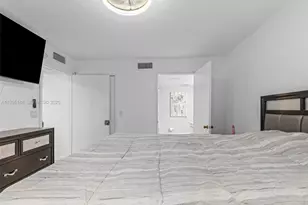 1240 SE 31st Ct, Homestead, FL 33035 - Photo 8