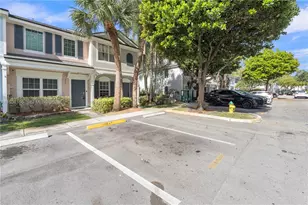 3325 Cabaret Ln, Margate, FL 33063 - Photo 6