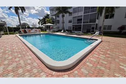 3000 E Sunrise Lakes Dr #304, Sunrise, FL 33322 - Photo 14