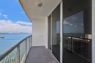 1750 N Bayshore Dr #4007, Miami, FL 33132 - Photo 12