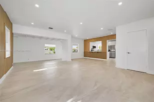 1511 SW 20th Ct, Miami, FL 33145 - Photo 10