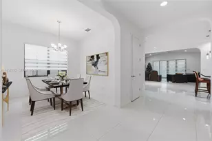 9220 E Meridian Dr, Parkland, FL 33076 - Photo 16