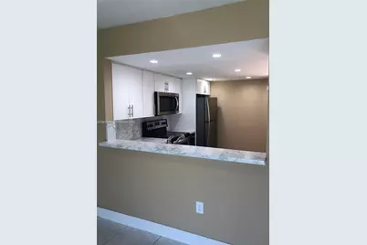 1400 San Remo Cir #1400, Homestead, FL 33035 - Photo 8