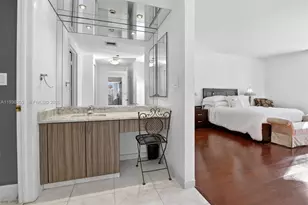 20281 E Country Club Dr, Aventura, FL 33180 - Photo 24