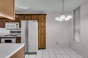 6321 Coral Lake Dr, Margate, FL 33063 - Photo 4
