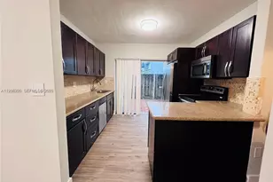 7060 NW 173rd Dr, Hialeah, FL 33015 - Photo 4