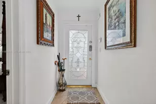 17841 NW 84th Ct, Hialeah, FL 33015 - Photo 6