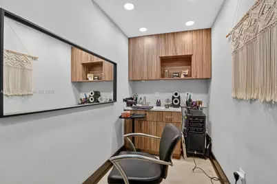 Full-Service Beauty Salon For Sale in Doral, Doral, FL 33172 - Photo 10