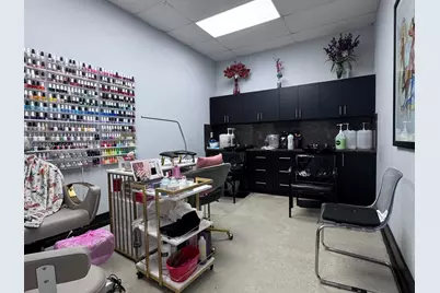 Full-Service Beauty Salon For Sale in Doral, Doral, FL 33172 - Photo 8
