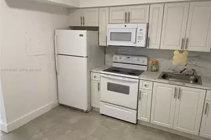 1185 NW 63rd St, Miami, FL 33150 - Photo 4