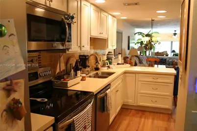 87200 Overseas Hwy #N2, Plantation Key, FL 33036 - Photo 2