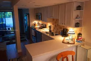 87200 Overseas Hwy, Plantation Key, FL 33036 - Photo 2