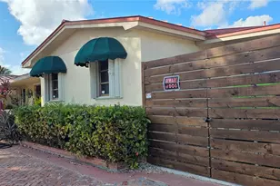 14545 SW 75th St, Miami, FL 33183 - Photo 4