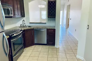 2173 NW 78th Ave, Pembroke Pines, FL 33024 - Photo 8