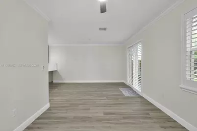 12441 Emerald Creek Mnr, Plantation, FL 33325 - Photo 8