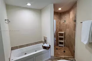 18201 Collins Ave, Sunny Isles Beach, FL 33160 - Photo 38